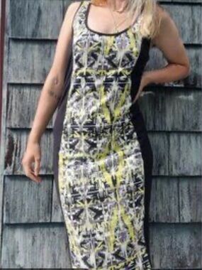 Material Girl Y2K Black Midi Dress with Yellow & White Geometric Front